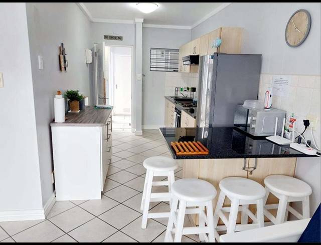 3 BEDROOM APARTMENT FOR SALE IN REEBOK